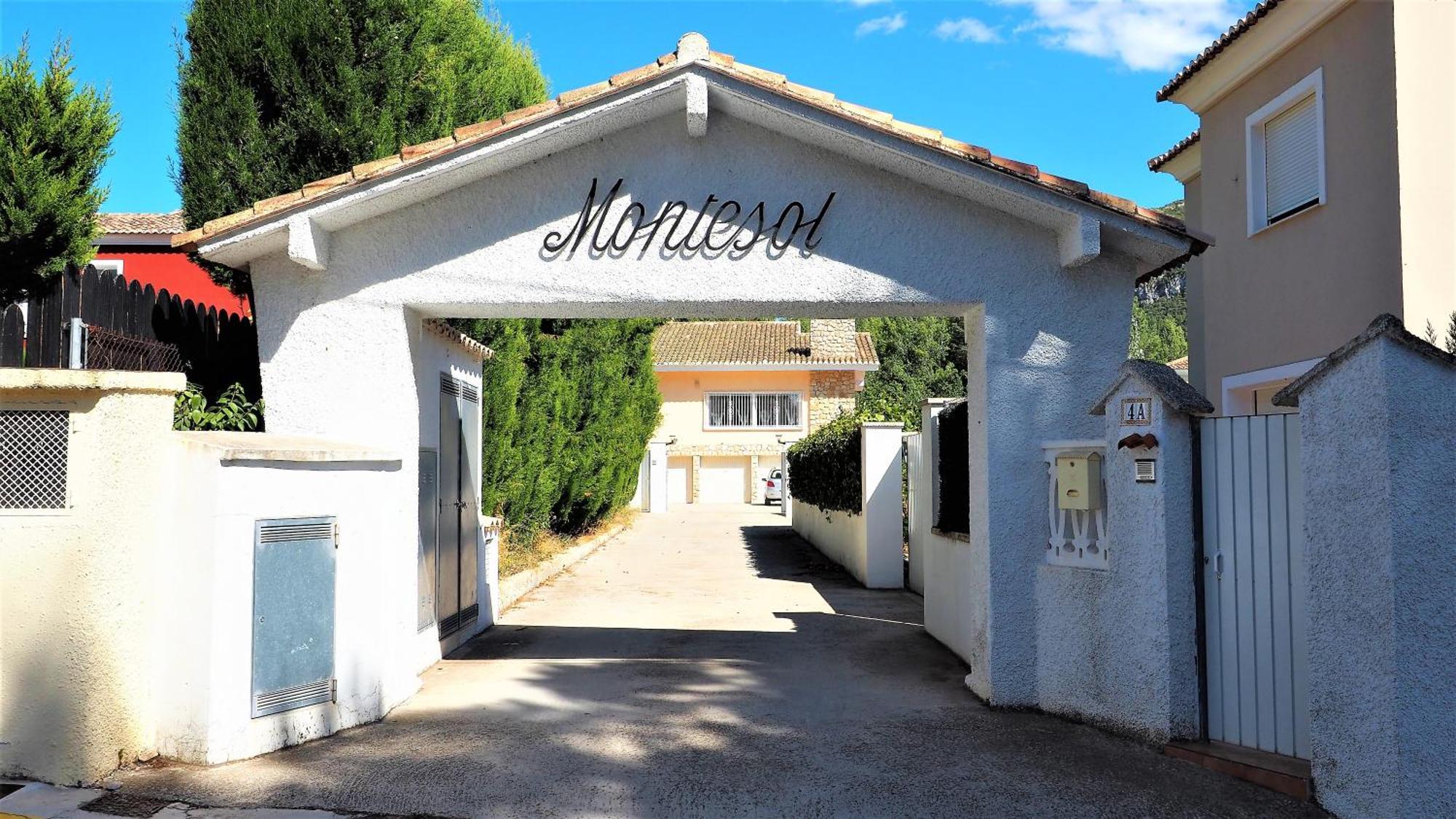 Villa Montesol La Drova Exterior photo